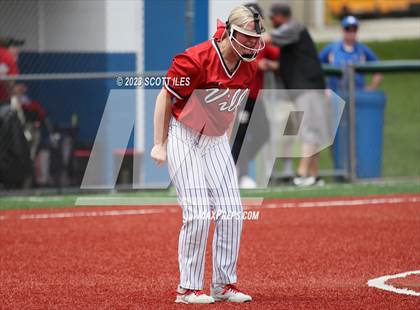 Thumbnail 3 in Unioto vs. Steubenville (OHSAA D2 Regional Final) photogallery.