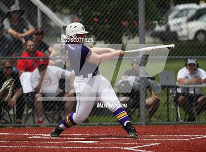 Thumbnail 1 in Unioto vs. Steubenville (OHSAA D2 Regional Final) photogallery.