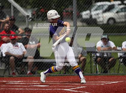 Thumbnail 3 in Unioto vs. Steubenville (OHSAA D2 Regional Final) photogallery.