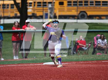 Thumbnail 2 in Unioto vs. Steubenville (OHSAA D2 Regional Final) photogallery.