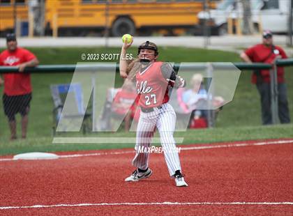 Thumbnail 3 in Unioto vs. Steubenville (OHSAA D2 Regional Final) photogallery.