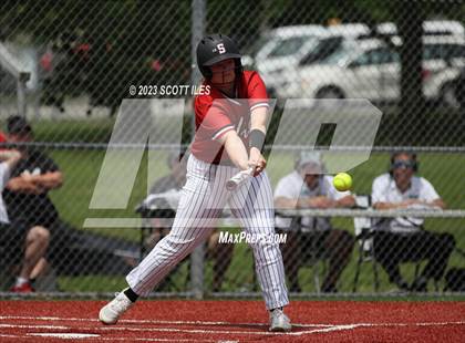 Thumbnail 3 in Unioto vs. Steubenville (OHSAA D2 Regional Final) photogallery.
