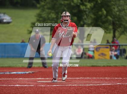 Thumbnail 1 in Unioto vs. Steubenville (OHSAA D2 Regional Final) photogallery.