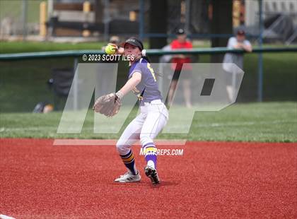 Thumbnail 3 in Unioto vs. Steubenville (OHSAA D2 Regional Final) photogallery.