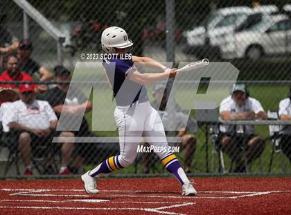 Thumbnail 1 in Unioto vs. Steubenville (OHSAA D2 Regional Final) photogallery.