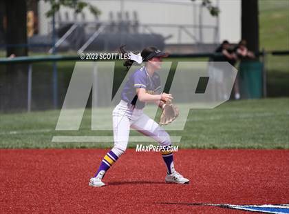 Thumbnail 3 in Unioto vs. Steubenville (OHSAA D2 Regional Final) photogallery.