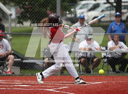 Thumbnail 2 in Unioto vs. Steubenville (OHSAA D2 Regional Final) photogallery.