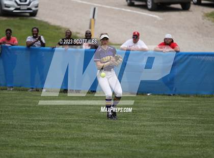 Thumbnail 2 in Unioto vs. Steubenville (OHSAA D2 Regional Final) photogallery.