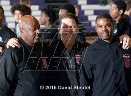 Thumbnail 1 in Burbank vs. Granite Bay (St. Hope Elite Classic) photogallery.