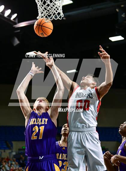 Thumbnail 3 in County Line vs. Bradley (AAA 2A State Final) photogallery.