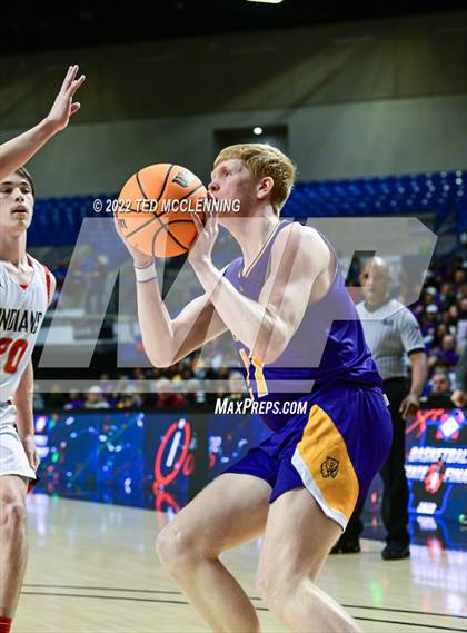 Thumbnail 2 in County Line vs. Bradley (AAA 2A State Final) photogallery.
