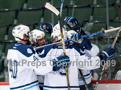 Thumbnail 1 in Blaine vs Hill-Murray (Schwan Cup) photogallery.