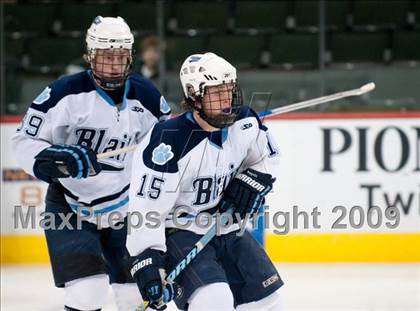 Thumbnail 3 in Blaine vs Hill-Murray (Schwan Cup) photogallery.