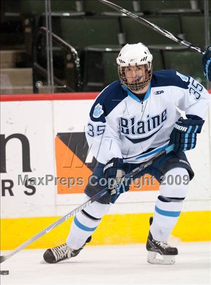 Thumbnail 3 in Blaine vs Hill-Murray (Schwan Cup) photogallery.