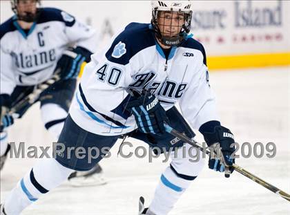 Thumbnail 3 in Blaine vs Hill-Murray (Schwan Cup) photogallery.
