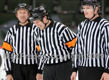 Thumbnail 3 in Blaine vs Hill-Murray (Schwan Cup) photogallery.