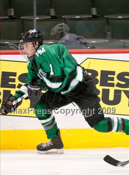 Thumbnail 3 in Blaine vs Hill-Murray (Schwan Cup) photogallery.