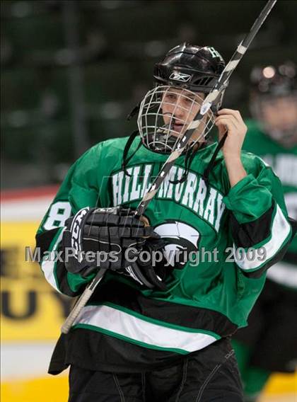 Thumbnail 3 in Blaine vs Hill-Murray (Schwan Cup) photogallery.