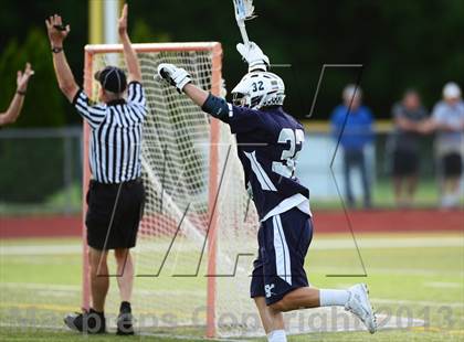 Thumbnail 1 in Staples vs. Simsbury (CIAC Class L Semifinal) photogallery.