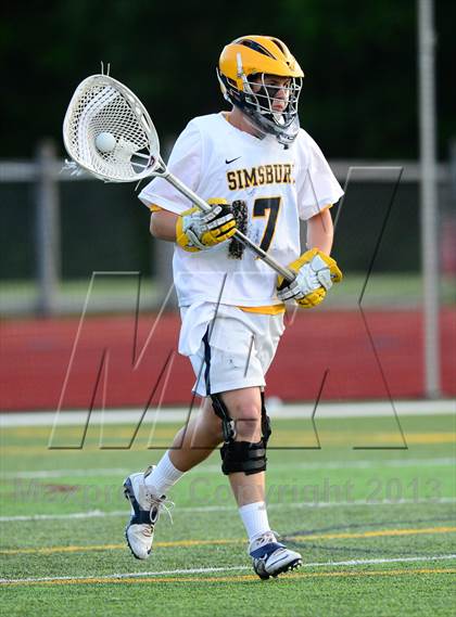 Thumbnail 1 in Staples vs. Simsbury (CIAC Class L Semifinal) photogallery.