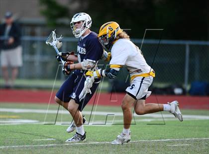 Thumbnail 1 in Staples vs. Simsbury (CIAC Class L Semifinal) photogallery.