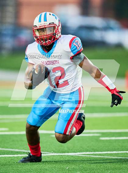 Thumbnail 3 in Madison @ Galena Park photogallery.