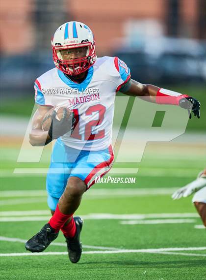 Thumbnail 1 in Madison @ Galena Park photogallery.