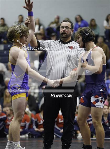 Thumbnail 1 in Lewisburg vs Tupelo photogallery.