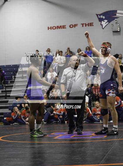 Thumbnail 3 in Lewisburg vs Tupelo photogallery.