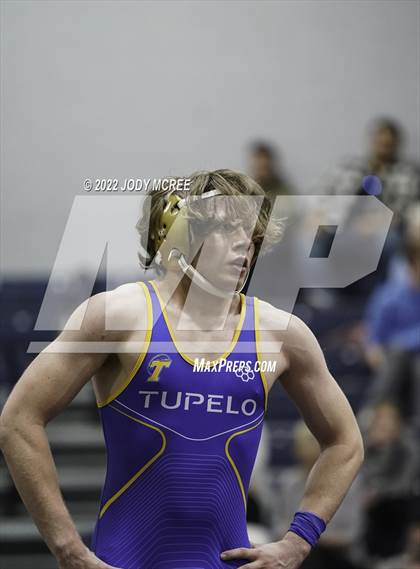 Thumbnail 1 in Lewisburg vs Tupelo photogallery.