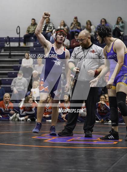 Thumbnail 3 in Lewisburg vs Tupelo photogallery.
