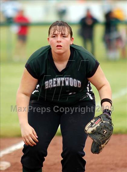 Thumbnail 3 in Brentwood vs Fairport (NYSPHSAA Class AA Final) photogallery.