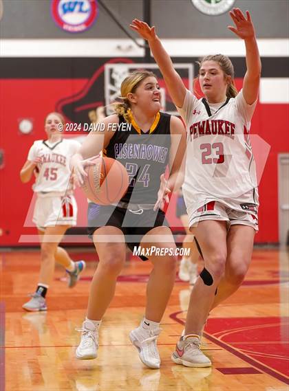 Thumbnail 2 in New Berlin Eisenhower @ Pewaukee photogallery.