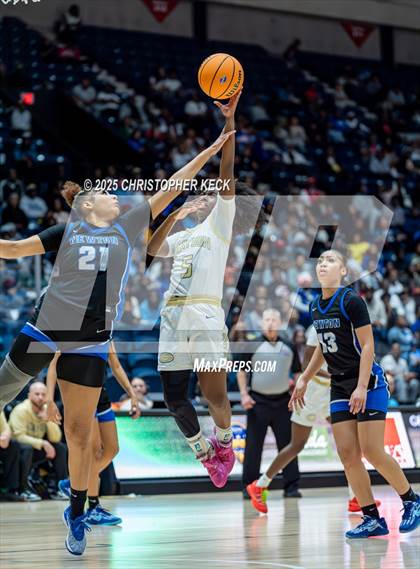 Thumbnail 1 in NEWTON vs. GRAYSON (GHSA 6A FINALS) photogallery.