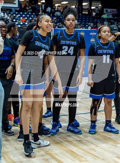 Thumbnail 2 in NEWTON vs. GRAYSON (GHSA 6A FINALS) photogallery.