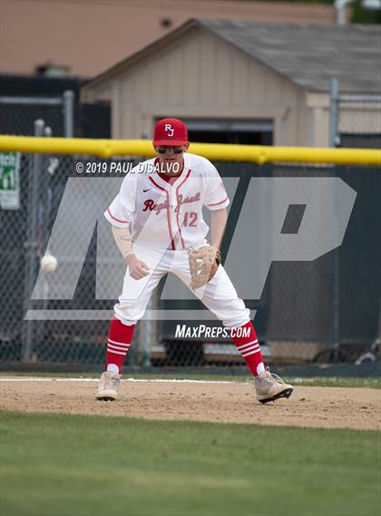 Thumbnail 3 in Mountain Vista vs. Regis Jesuit (CHSAA 5A Semi-Final) photogallery.
