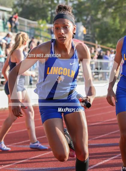 Thumbnail 3 in FVL Championships  (300 Low Hurdles, 4x100 Relay, 4x400 Relay) photogallery.