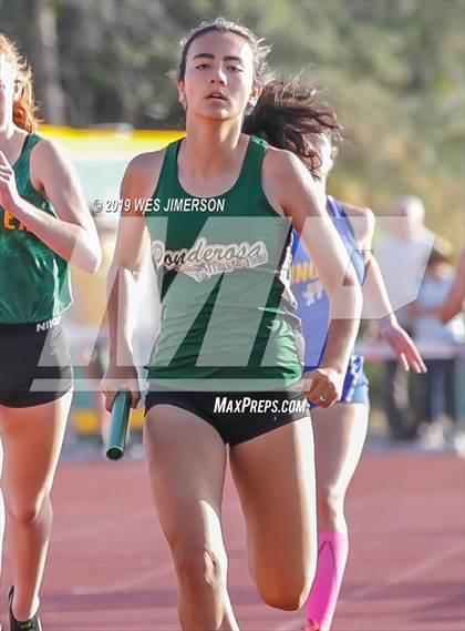 Thumbnail 3 in FVL Championships  (300 Low Hurdles, 4x100 Relay, 4x400 Relay) photogallery.