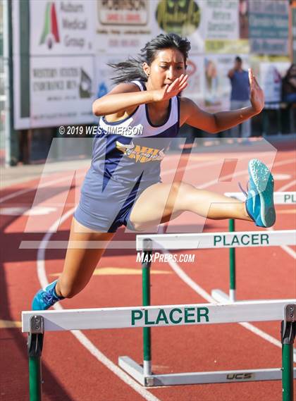 Thumbnail 1 in FVL Championships  (300 Low Hurdles, 4x100 Relay, 4x400 Relay) photogallery.