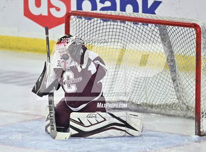 Thumbnail 3 in Glenwood Springs vs. Cheyenne Mountain (CHSAA 4A State Final) photogallery.