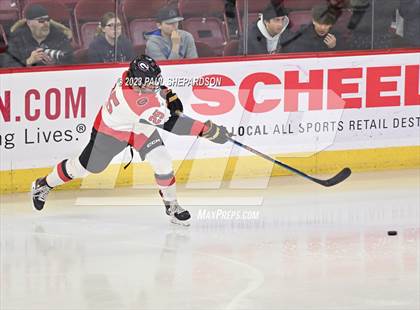 Thumbnail 1 in Glenwood Springs vs. Cheyenne Mountain (CHSAA 4A State Final) photogallery.