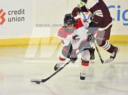 Thumbnail 2 in Glenwood Springs vs. Cheyenne Mountain (CHSAA 4A State Final) photogallery.