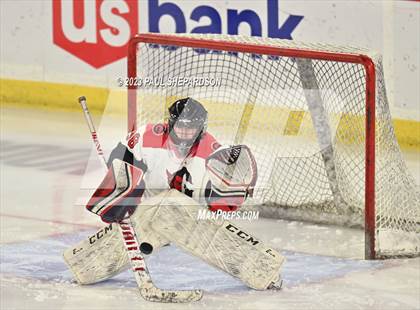 Thumbnail 2 in Glenwood Springs vs. Cheyenne Mountain (CHSAA 4A State Final) photogallery.