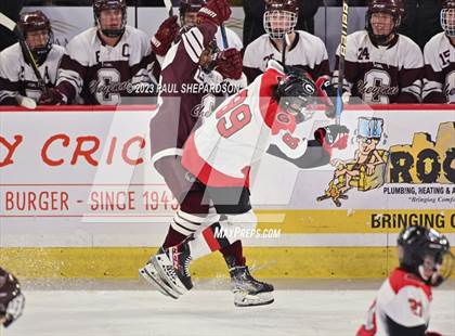 Thumbnail 3 in Glenwood Springs vs. Cheyenne Mountain (CHSAA 4A State Final) photogallery.