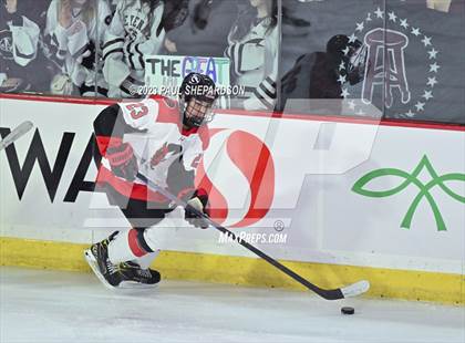 Thumbnail 3 in Glenwood Springs vs. Cheyenne Mountain (CHSAA 4A State Final) photogallery.