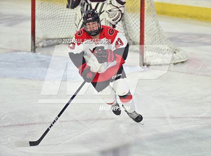 Thumbnail 3 in Glenwood Springs vs. Cheyenne Mountain (CHSAA 4A State Final) photogallery.