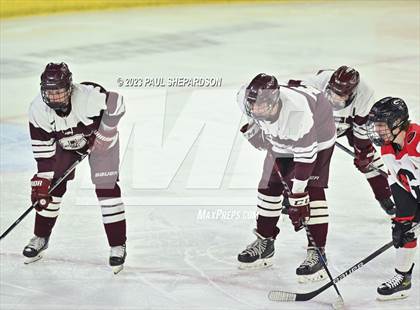 Thumbnail 3 in Glenwood Springs vs. Cheyenne Mountain (CHSAA 4A State Final) photogallery.