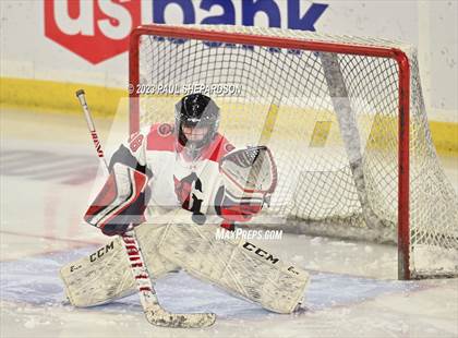 Thumbnail 3 in Glenwood Springs vs. Cheyenne Mountain (CHSAA 4A State Final) photogallery.