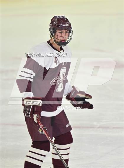 Thumbnail 2 in Glenwood Springs vs. Cheyenne Mountain (CHSAA 4A State Final) photogallery.