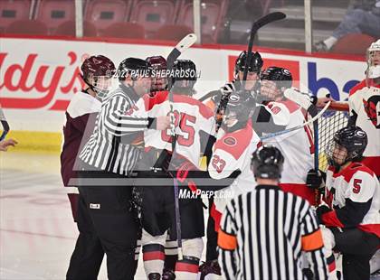 Thumbnail 2 in Glenwood Springs vs. Cheyenne Mountain (CHSAA 4A State Final) photogallery.